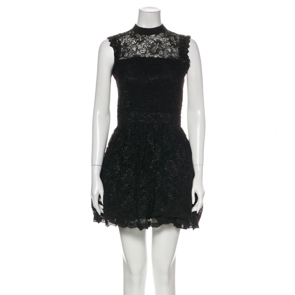 👗Sleeveless Alexis A-Line Dress